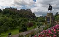 Edinburgh castle from Princes Street Gardens